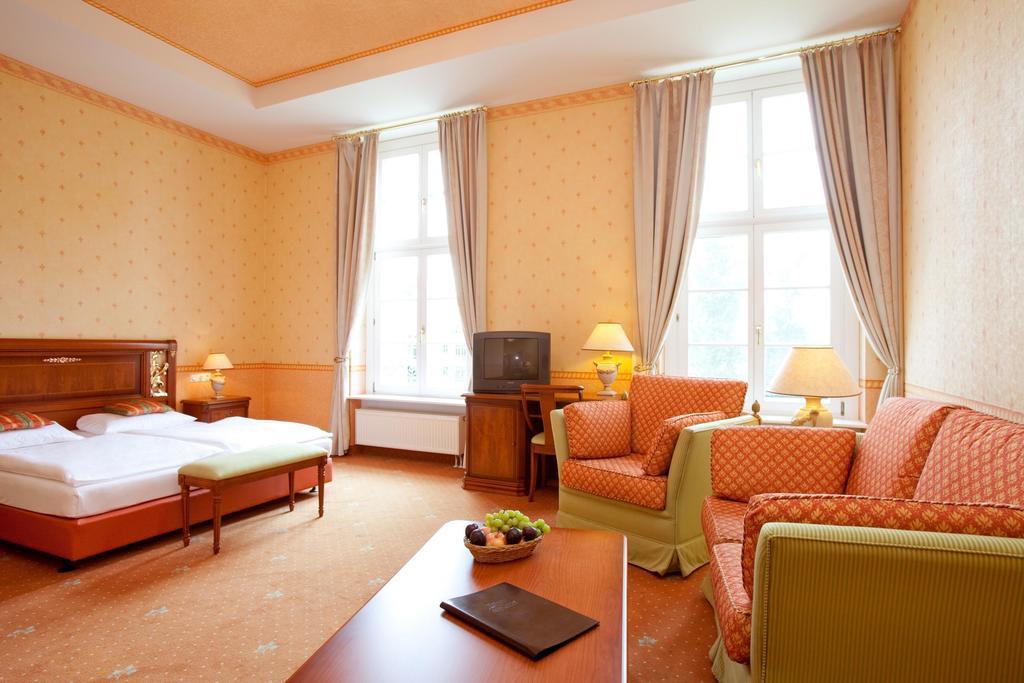 Landhotel Schloss Teschow Teterow Pokój zdjęcie