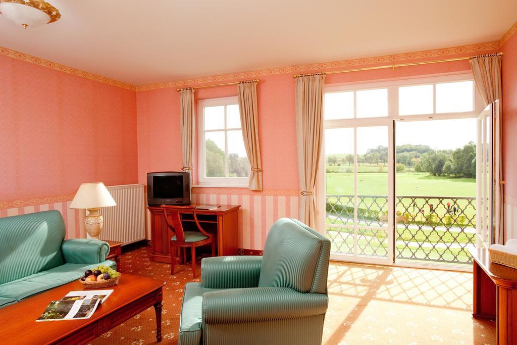 Landhotel Schloss Teschow Teterow Pokój zdjęcie