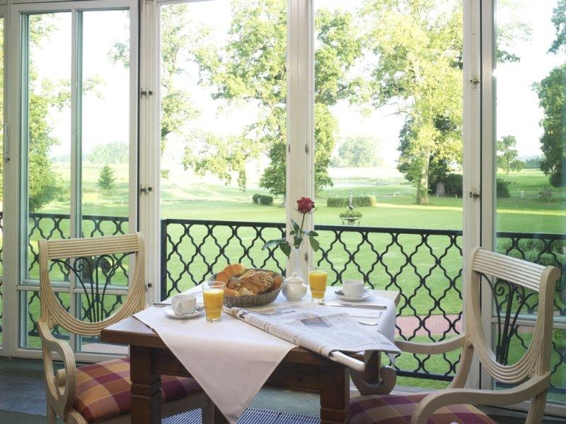 Landhotel Schloss Teschow Teterow Restauracja zdjęcie