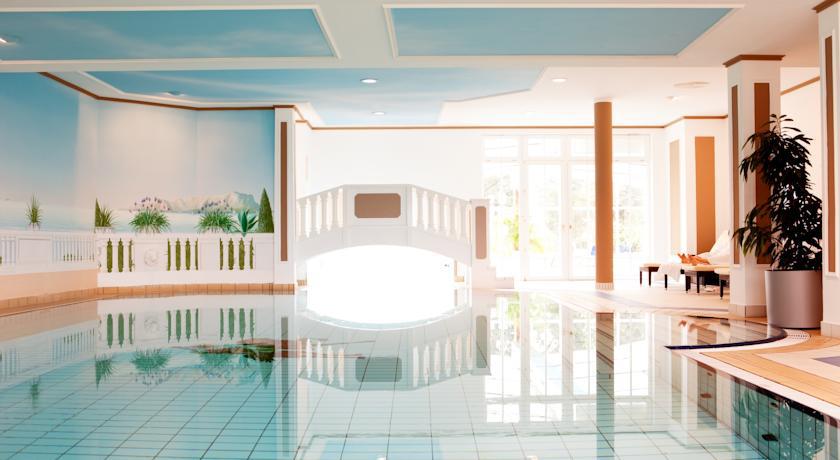 Landhotel Schloss Teschow Teterow Zewnętrze zdjęcie
