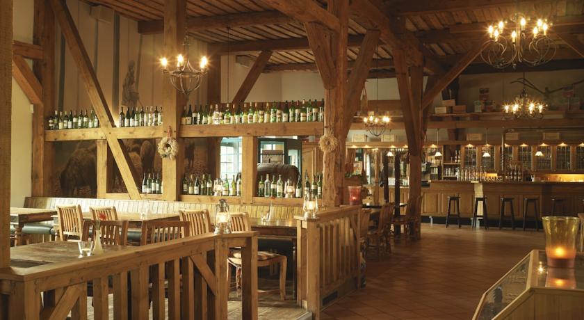 Landhotel Schloss Teschow Teterow Restauracja zdjęcie